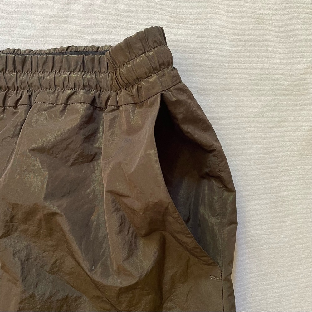 NWOT Fear of God Wrinkled Polyester Running Short Brown Pockets Unisex Large - Picture 7 of 11